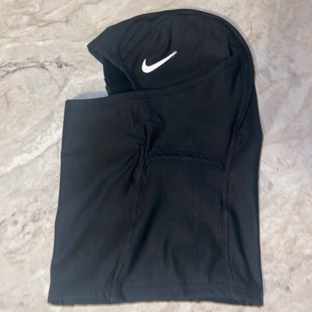 Nike Pro Hyperwarm Hood